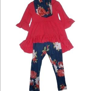 NWT Mommy's Little Peanut RuffleHem Tunic Set